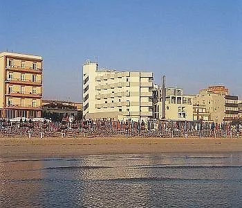 Hotel Baltic Pesaro